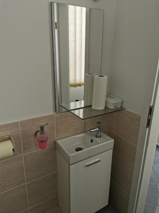 Apartman I Soba Hadela สเวติ มาร์ติน นา มูรี ภายนอก รูปภาพ